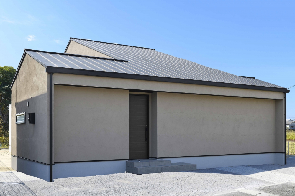豊前市の二階建て住宅